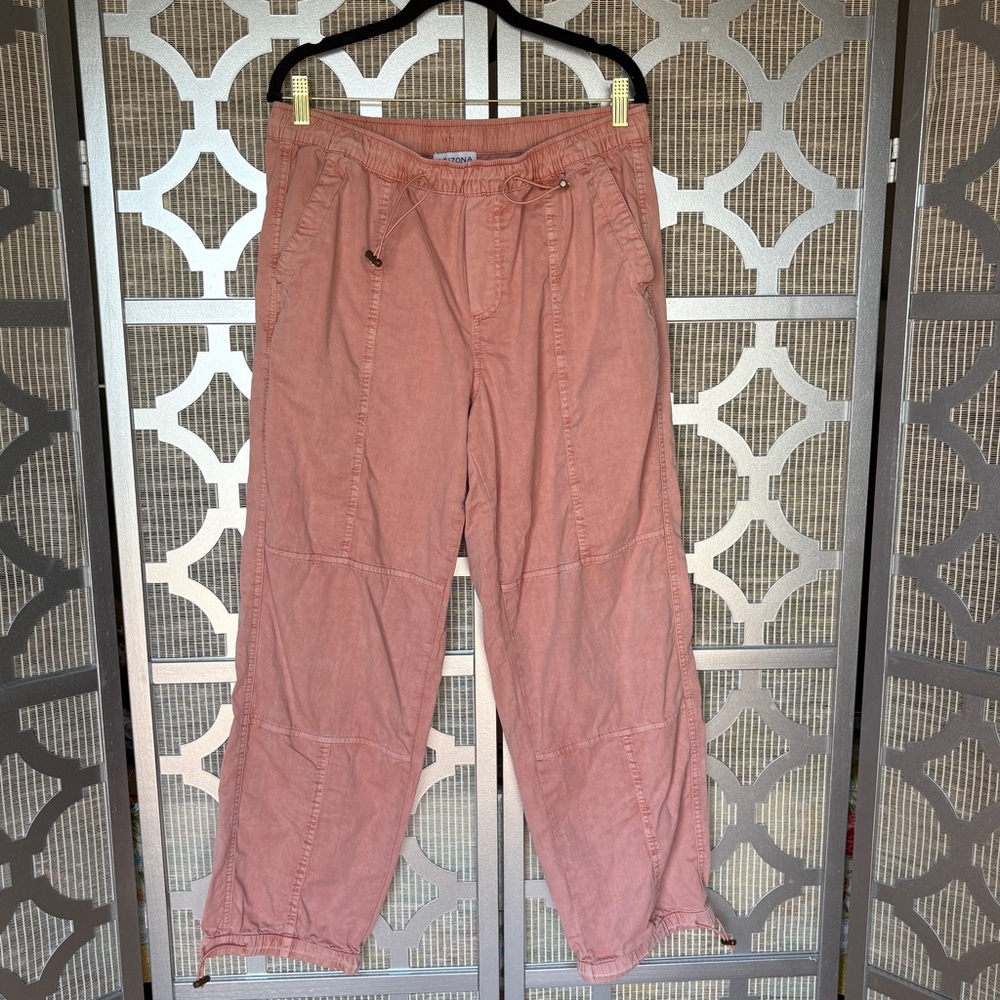 Arizona Jean Company Pink Cargo Pants Relaxed Fit